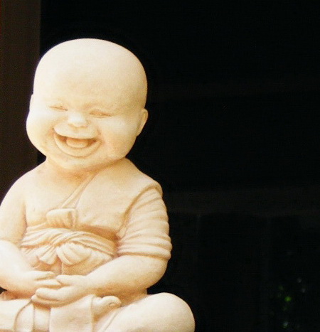 Samanera (Skulptur) – lizenziert unter CC BY 3.0 über "Tevaprapas"
